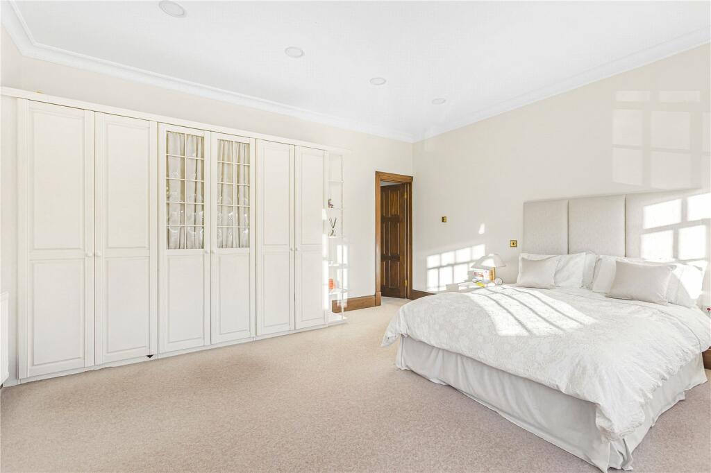 Additional image 13 of Brookmans Avenue, Brookmans Park, Hertfordshire, AL9