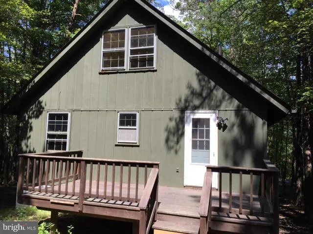 823 Beauregard Drive, Basye, VA 22810 photo 2