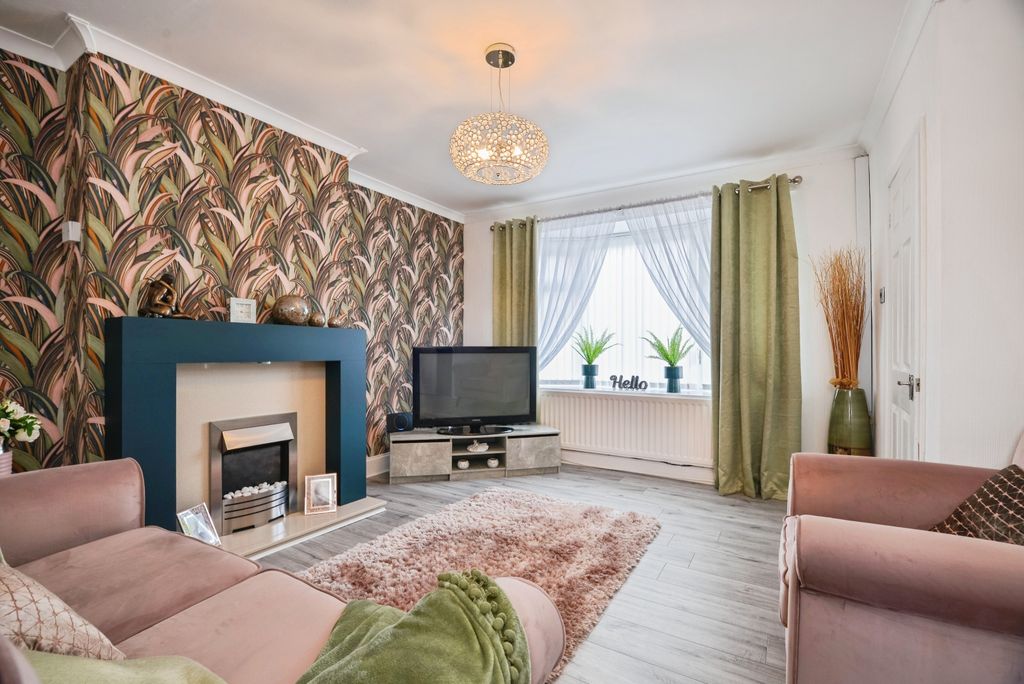 2 bed terraced house for saleTithe Barn Road, Stockton-On-Tees TS19 photo 3