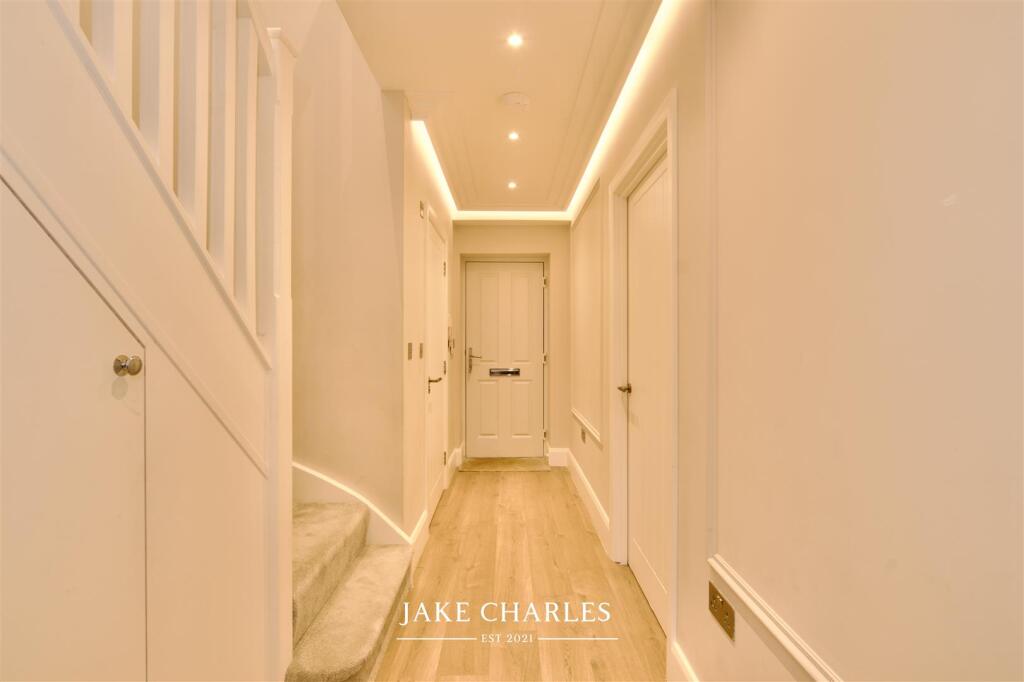 Additional image 12 of Crescent Gardens, St. Albans