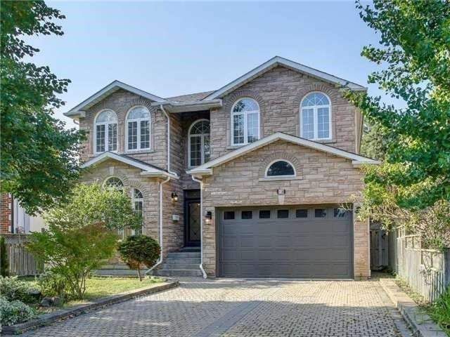18 Newton Drive, Toronto, ON, M2M 2M7