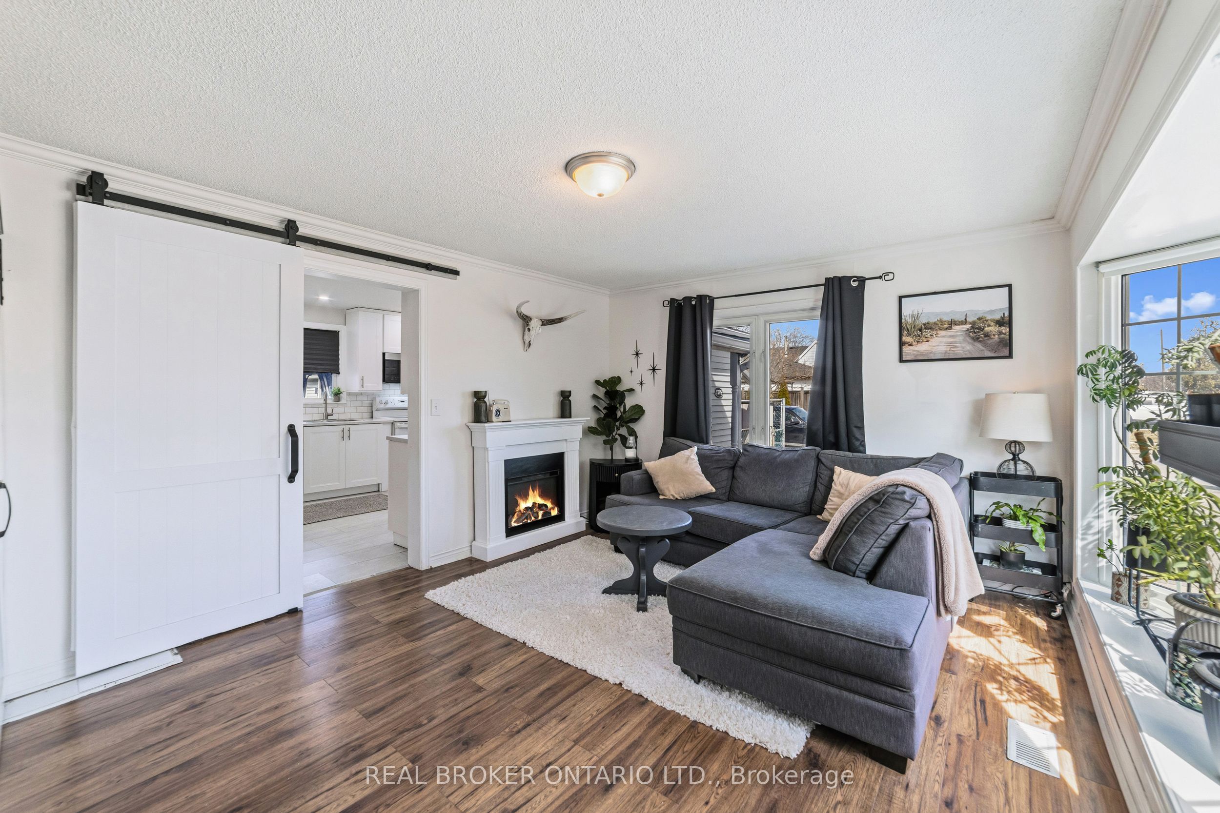Additional image 5 of 1378 Upper Wellington Street, Hamilton, ON, L9A 3S9
