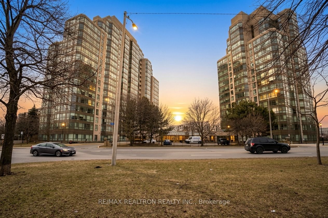 1605-3233 Eglinton Avenue E, Toronto, ON, M1J 3N6