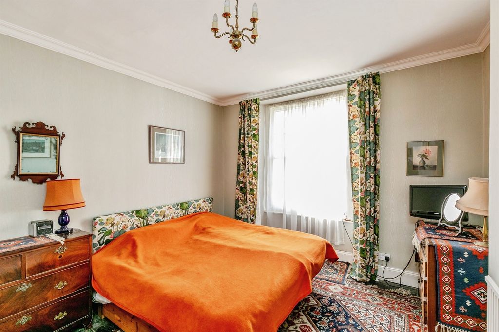 Additional image 15 of 5 bed semi-detached house for saleClifton Park Road, Bristol BS8