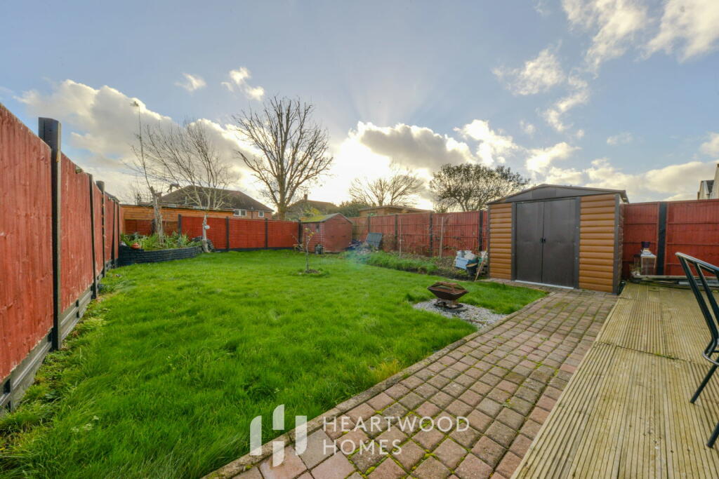 Kings Road, London Colney, St. Albans, AL2 1ER