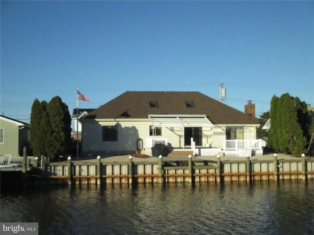 921 Capstan Drive, Forked River, NJ 08731