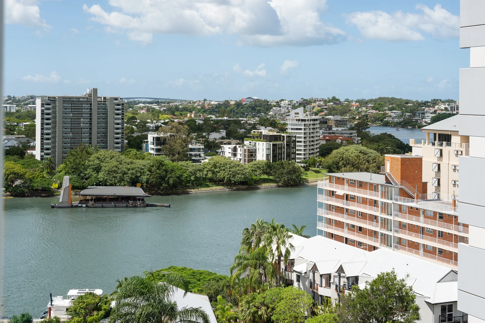Additional image 2 of 1002/188 Shafston Avenue, Kangaroo Point QLD 4169