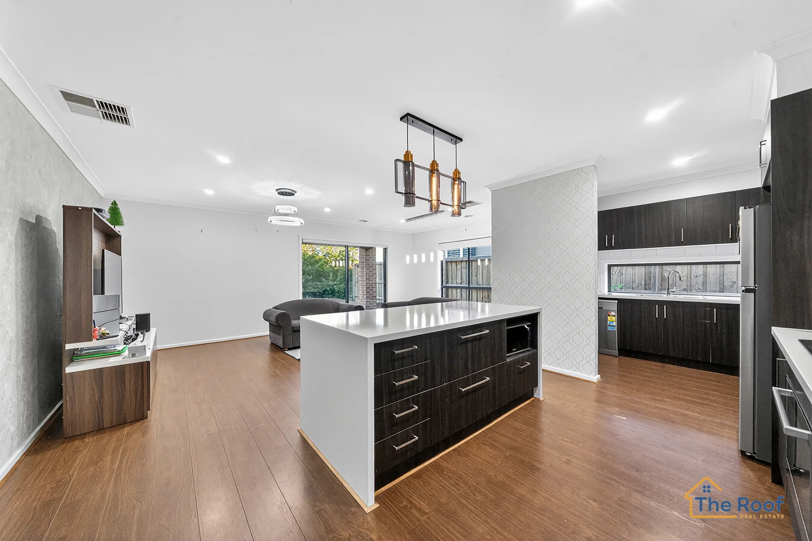 30 Truffle Circuit, Manor Lakes VIC 3024 photo 4
