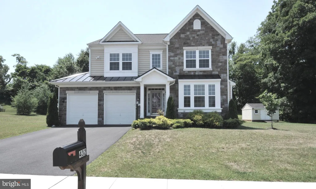 432 Craighill Drive, Charles Town, WV 25414