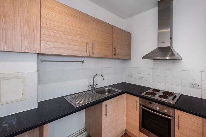 Additional image 7 of 1 bed flat for sale1 Bedroom Second Floor Apartment, Exchange Mews, Culverden Park Road, Tunbridge Wells TN4