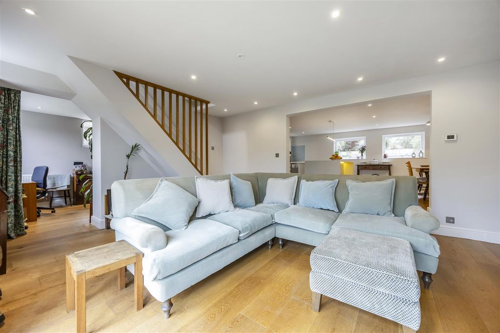Additional image 7 of 4 bed semi-detached house for saleHarp Hill, Cheltenham GL52