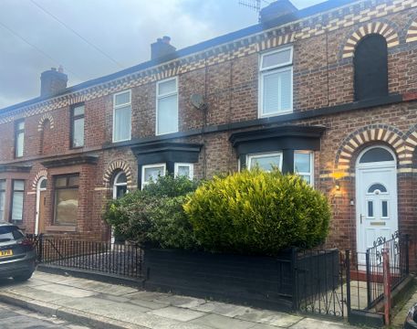 Gladstone Road, Garston, Liverpool L19