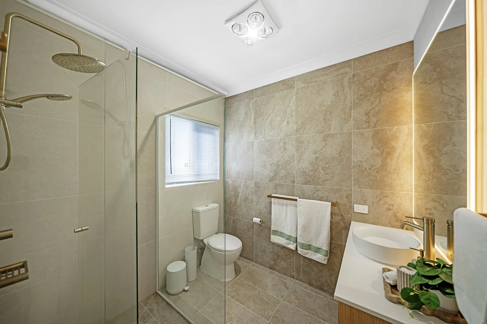 Additional image 12 of 24 Anthony Avenue, Banora Point NSW 2486
