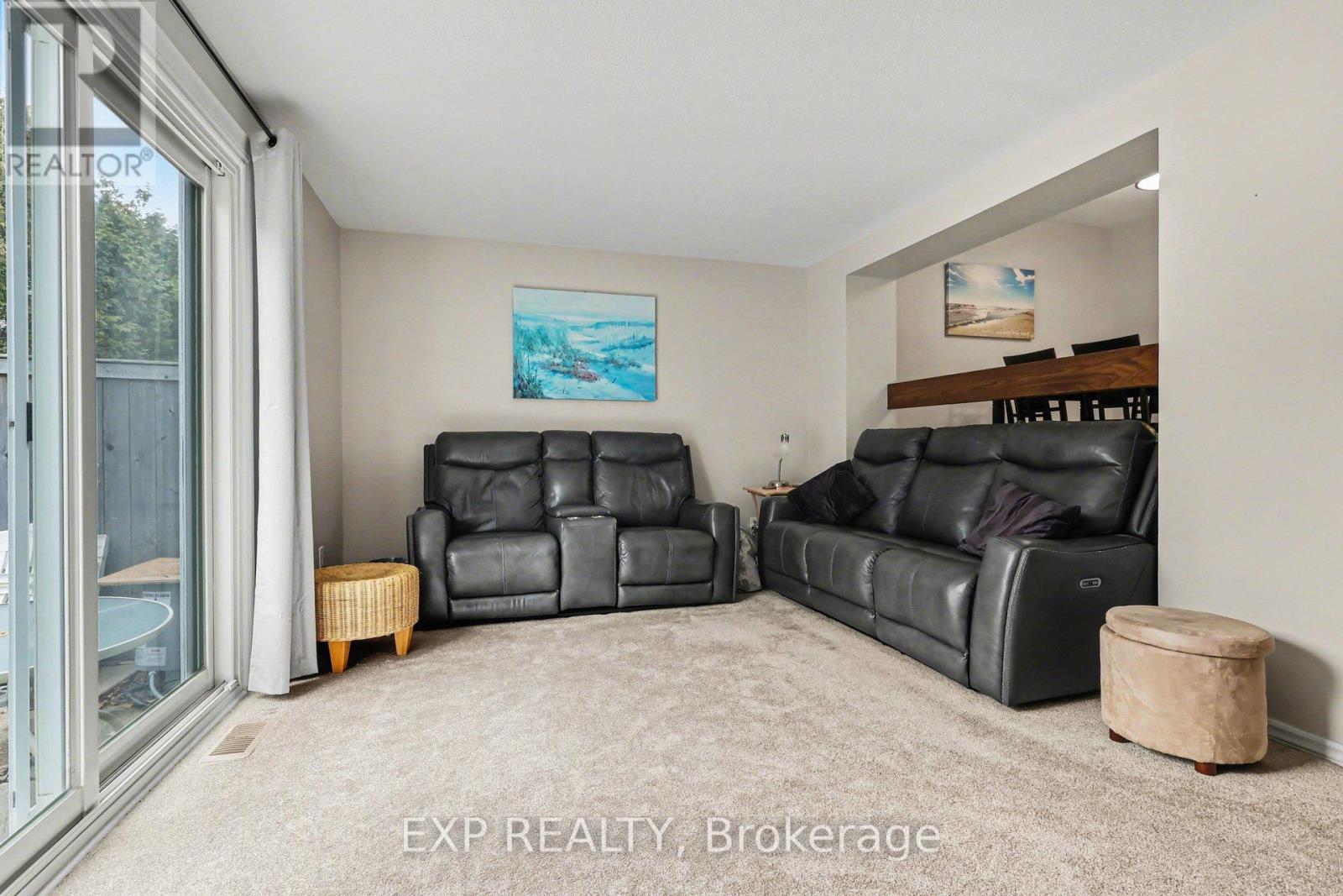 Additional image 4 of 55-1765 Lamoureux Drive, Ottawa, ON, K1E2N5