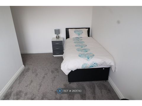 Gracemere Cresent, Birmingham B28, Room to rent