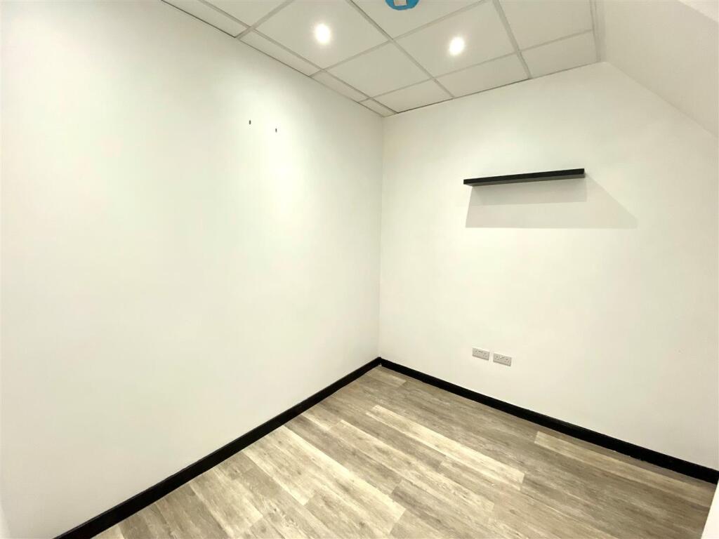 Central Drive, St Albans photo 5