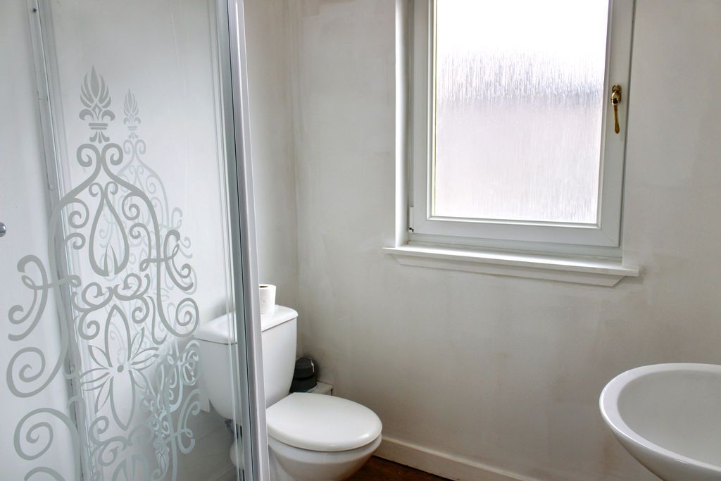 Additional image 6 of 2 bed flat for sale43B High Street, Alloa FK10