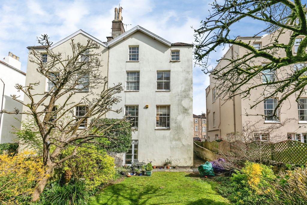 Additional image 8 of 5 bed semi-detached house for saleClifton Park Road, Bristol BS8