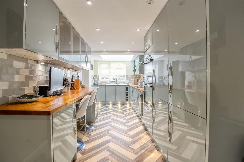 Additional image 6 of 4 bed detached house for saleMinster Walk, Hurworth, Darlington DL2