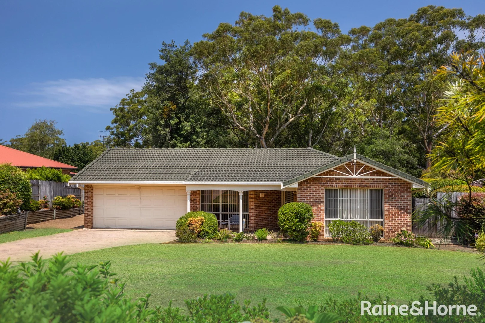 194 Matron Porter Drive, Mollymook Beach NSW 2539