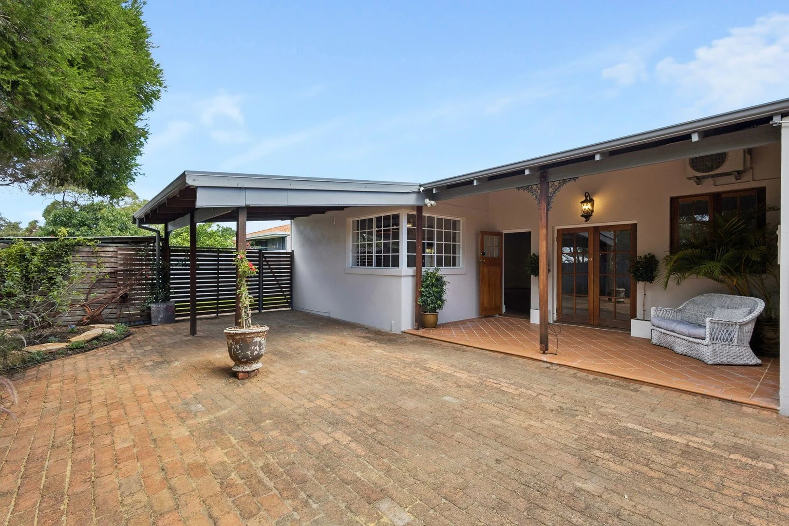 303B Canning Highway, Palmyra WA 6157