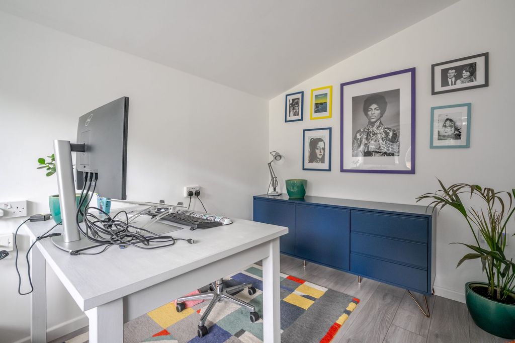 Additional image 12 of 2 bed semi-detached house for saleChurch Road, Ascot SL5