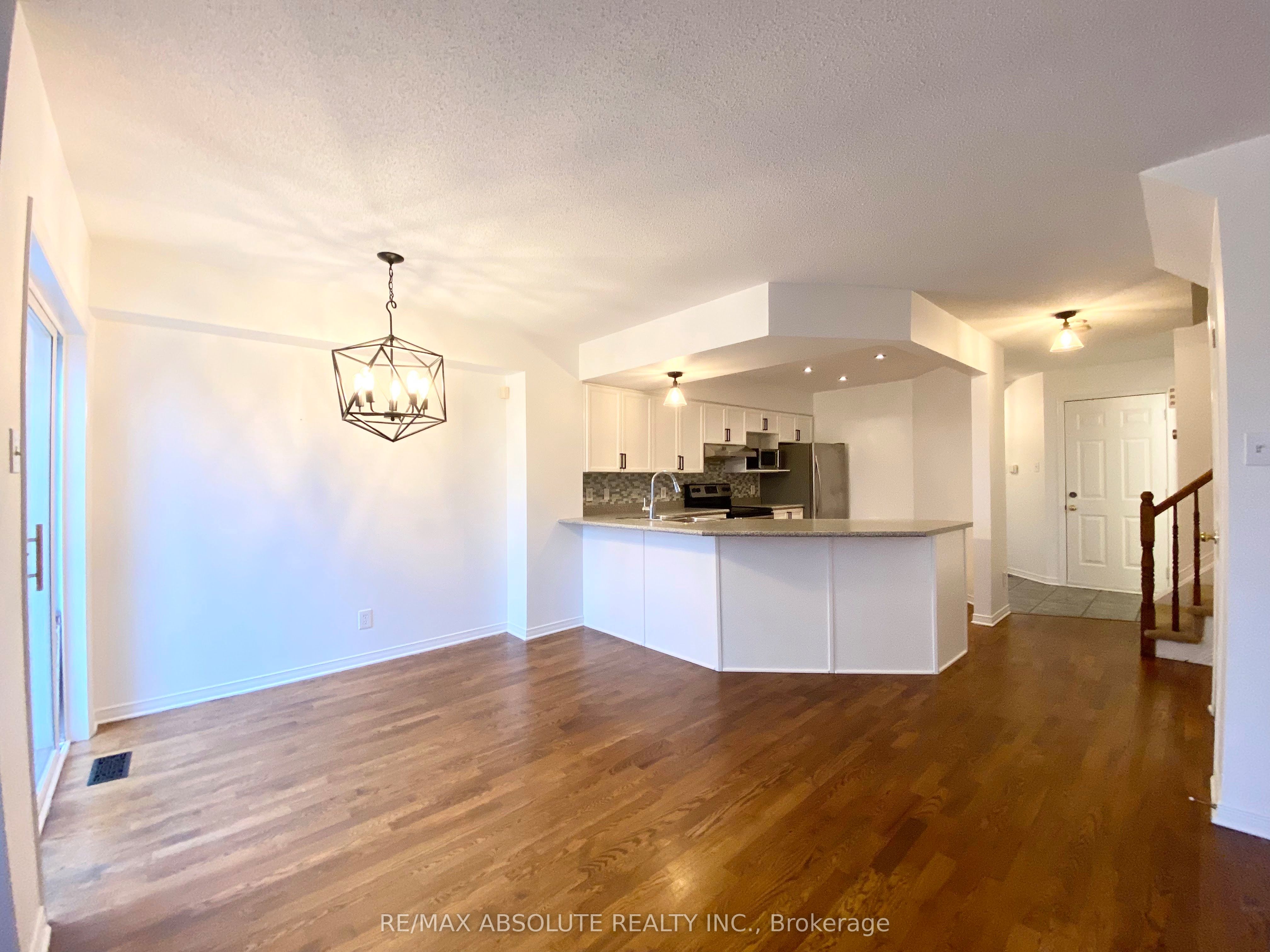 Additional image 4 of 63 Silverlace Private, Ottawa, ON, K1T 3Z8