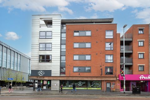 Oxford Road, Manchester M1, New home