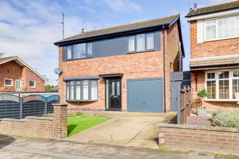 Cross Street, Arnold NG5
