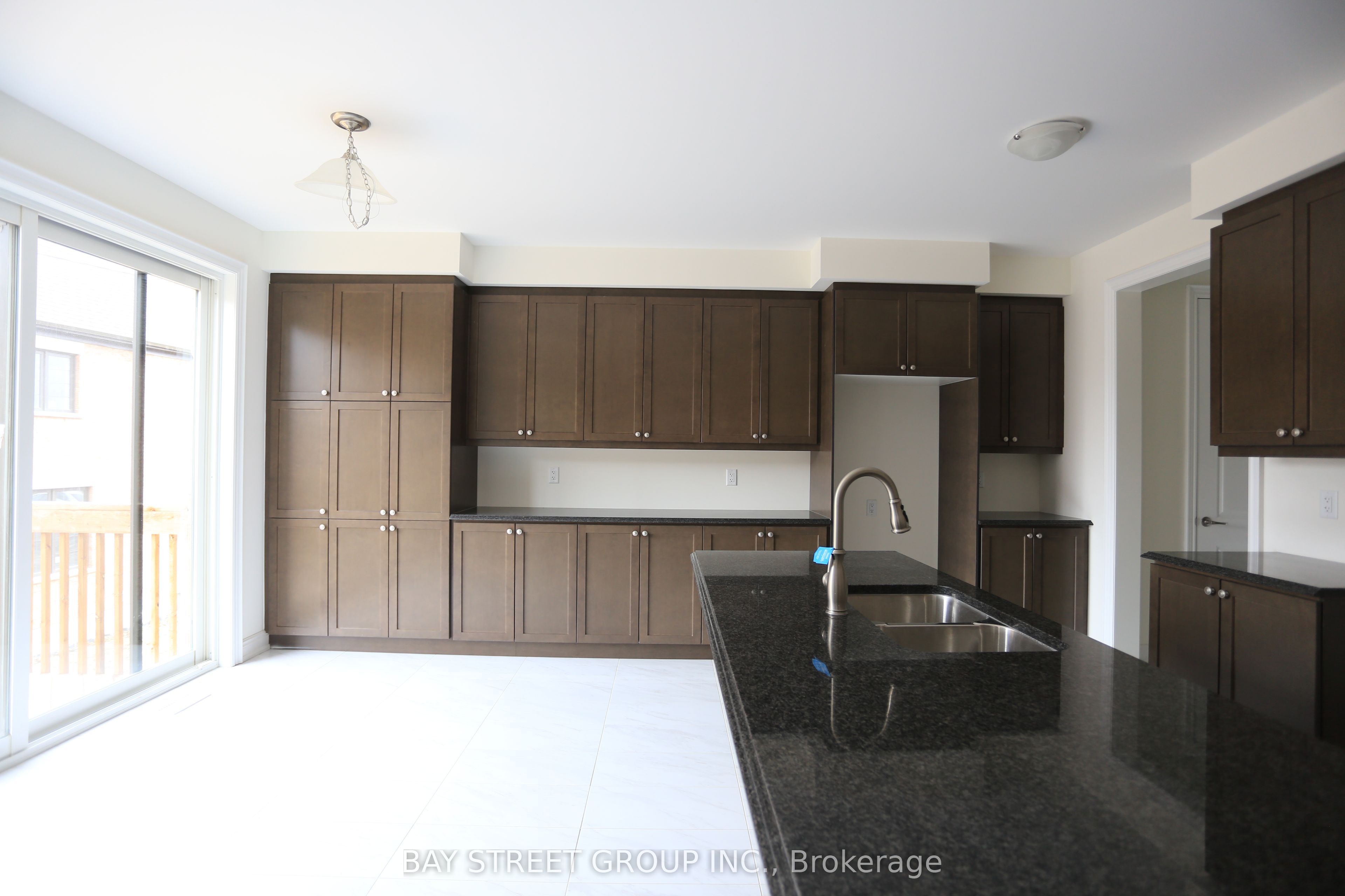 153 Kleinburg Summit Way, Vaughan, ON, L4H 4V4 photo 3