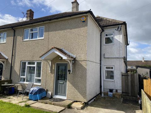 Wincanton Road, Reading RG2