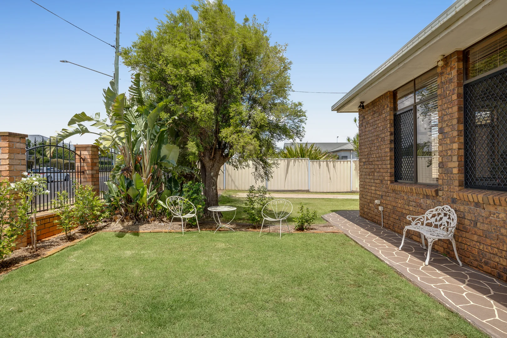 Additional image 3 of 523 Hume Street, Kearneys Spring QLD 4350