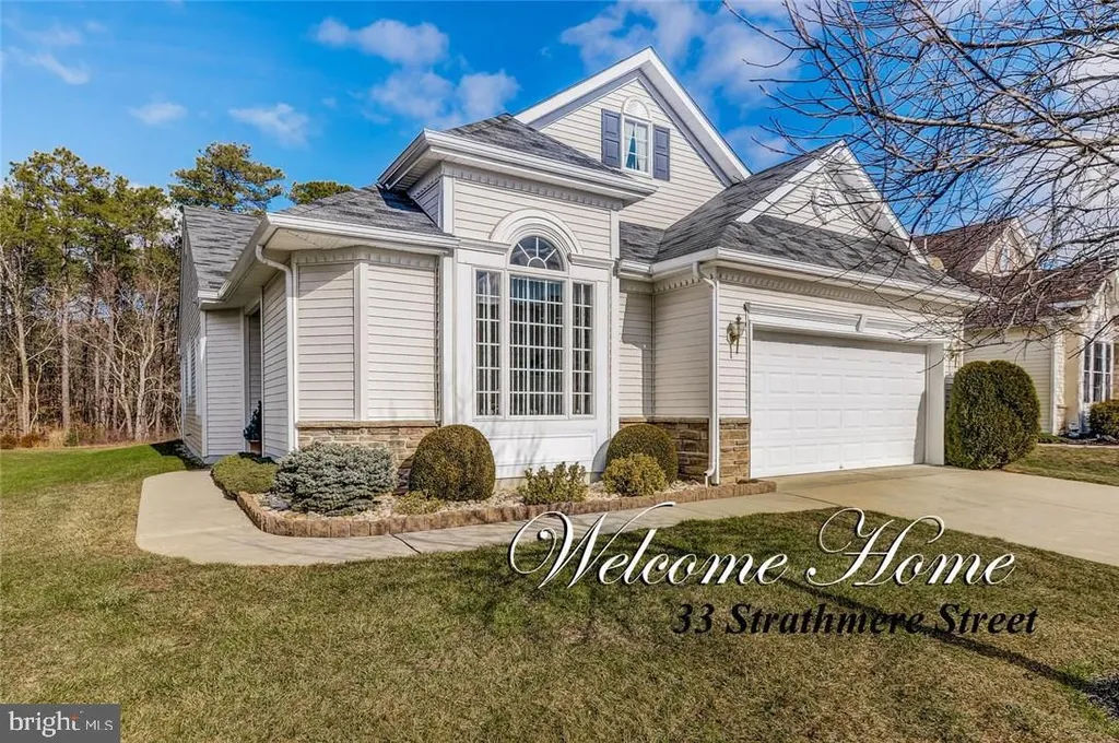 33 Strathmere Street, Waretown, NJ 08758