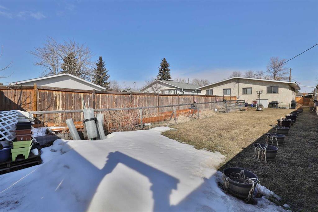 Additional image 5 of 6403B 49 Avenue, Camrose, AB, T4V 0P6