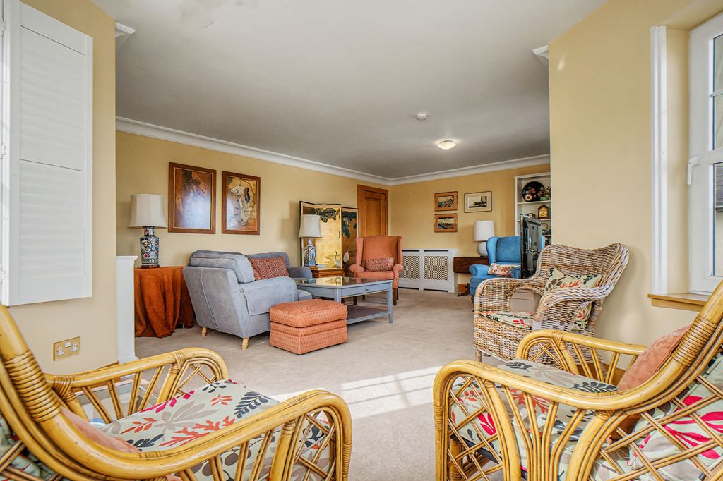 Additional image 4 of 3 bed flat for sale40 Ibris Place, North Berwick EH39