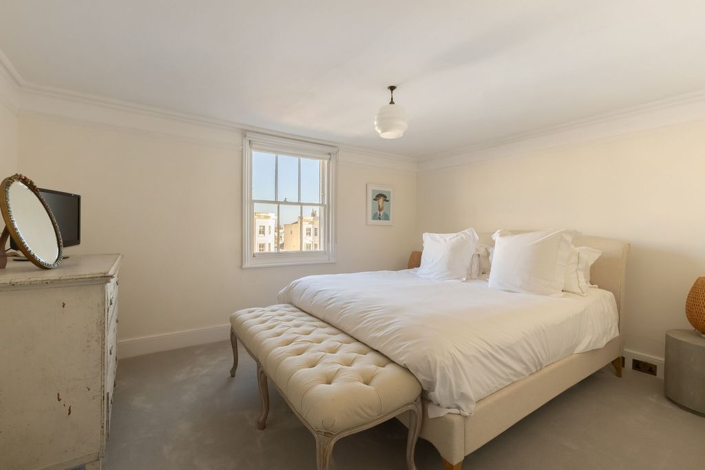 Additional image 16 of 4 bed flat for salePalmeira Square, Hove BN3