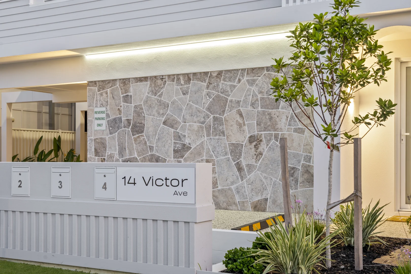 Additional image 21 of 4/14 Victor Avenue, Paradise Point QLD 4216