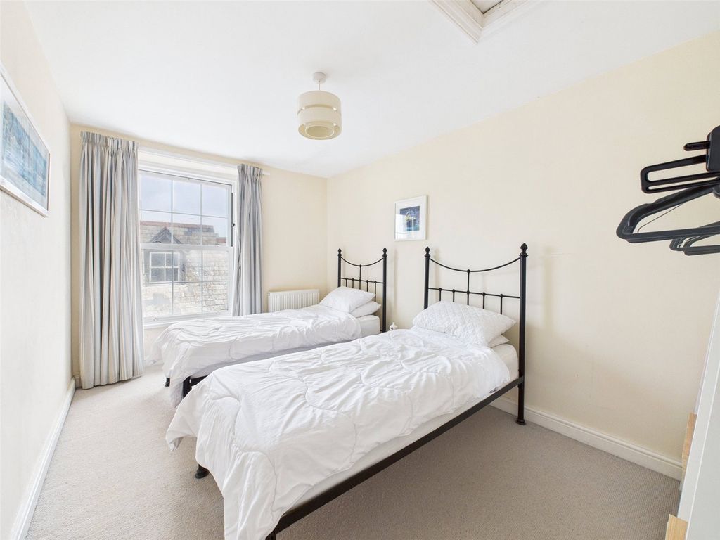 Additional image 5 of 2 bed flat for saleThe Strand, Bude, Cornwall EX23