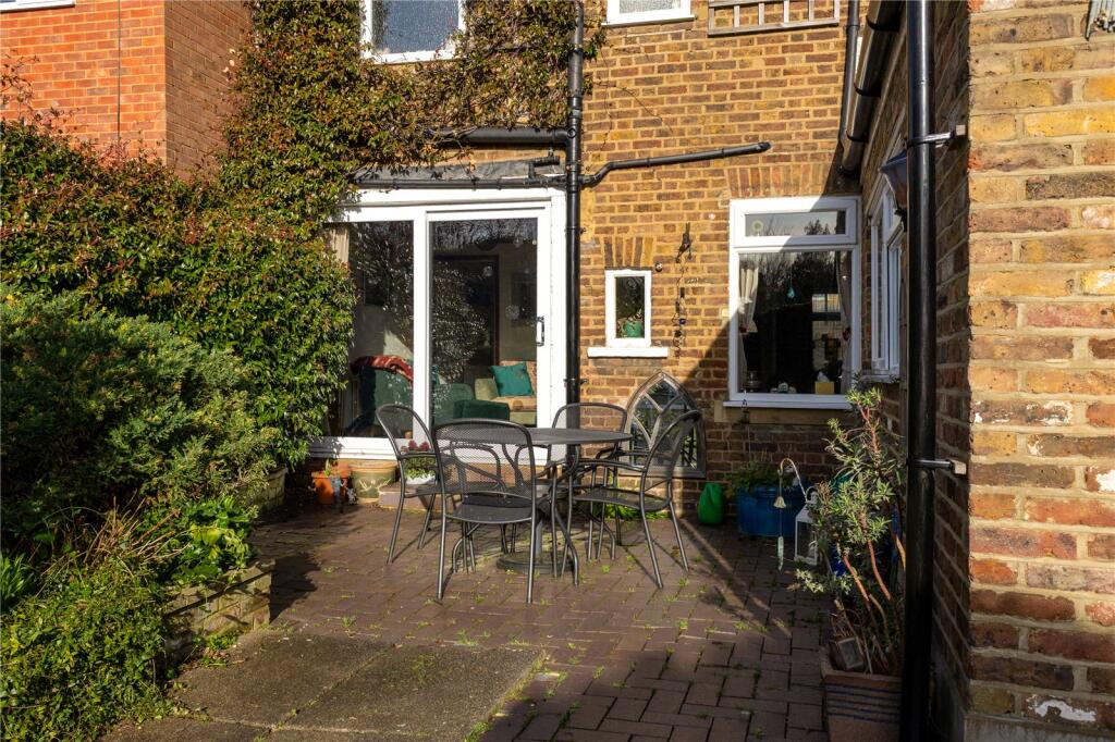 Additional image 15 of Branch Road, Park Street, St. Albans, Hertfordshire, AL2