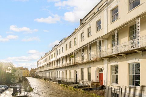 Royal York Crescent, Clifton Village, Bristol BS8