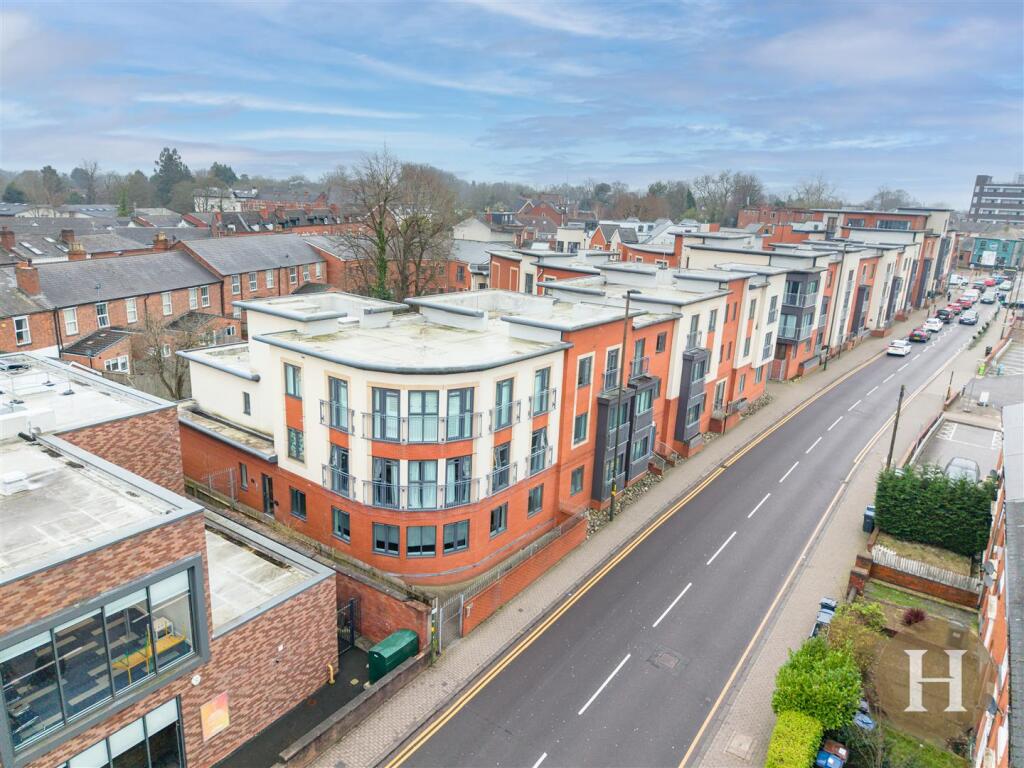 Harborne Central, High Street, Harborne, Birmingham, B17 photo 3