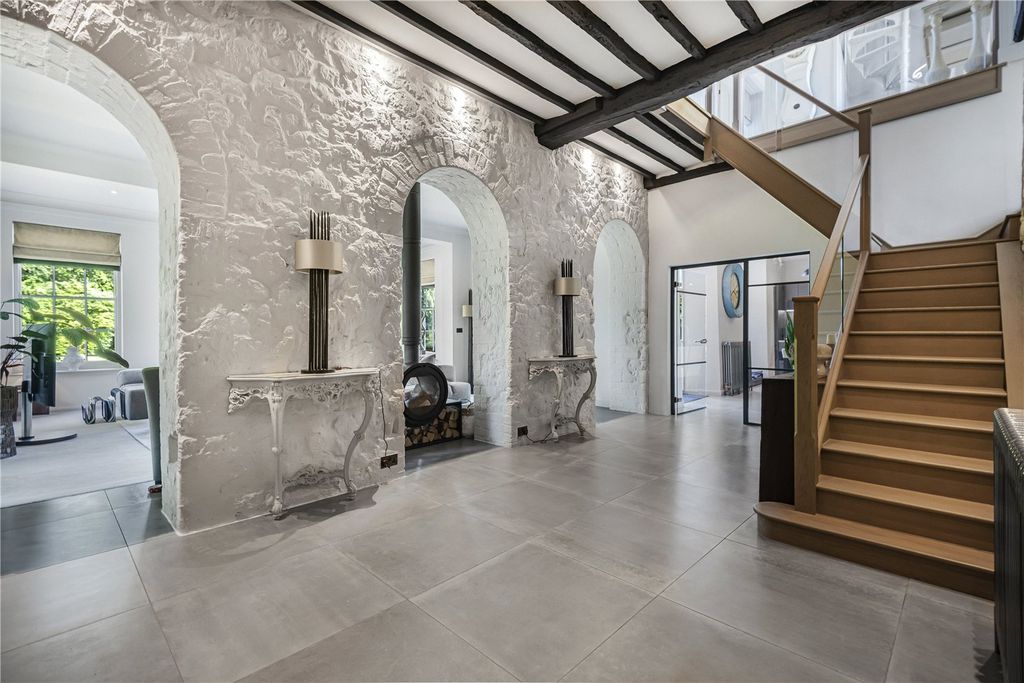 Additional image 10 of 6 bed detached house for saleHigh Street, Hurley, Berkshire SL6