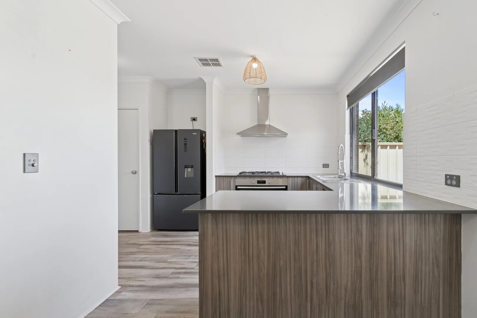 Additional image 6 of 124 Lowanna Way, Armadale WA 6112