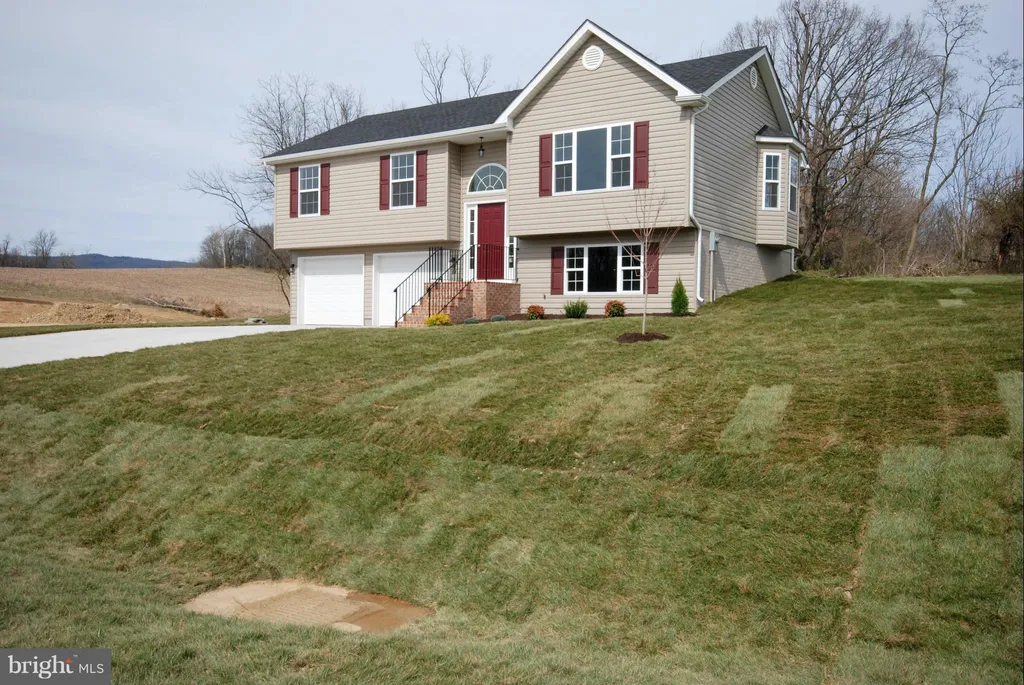 Kaleigh Drive, Maurertown, VA 22644