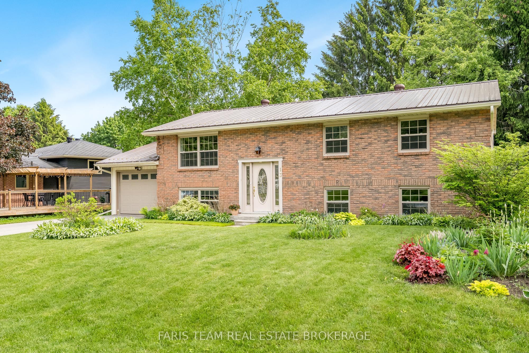 13 Jardine Crescent, Clearview, ON, L0M 1G0