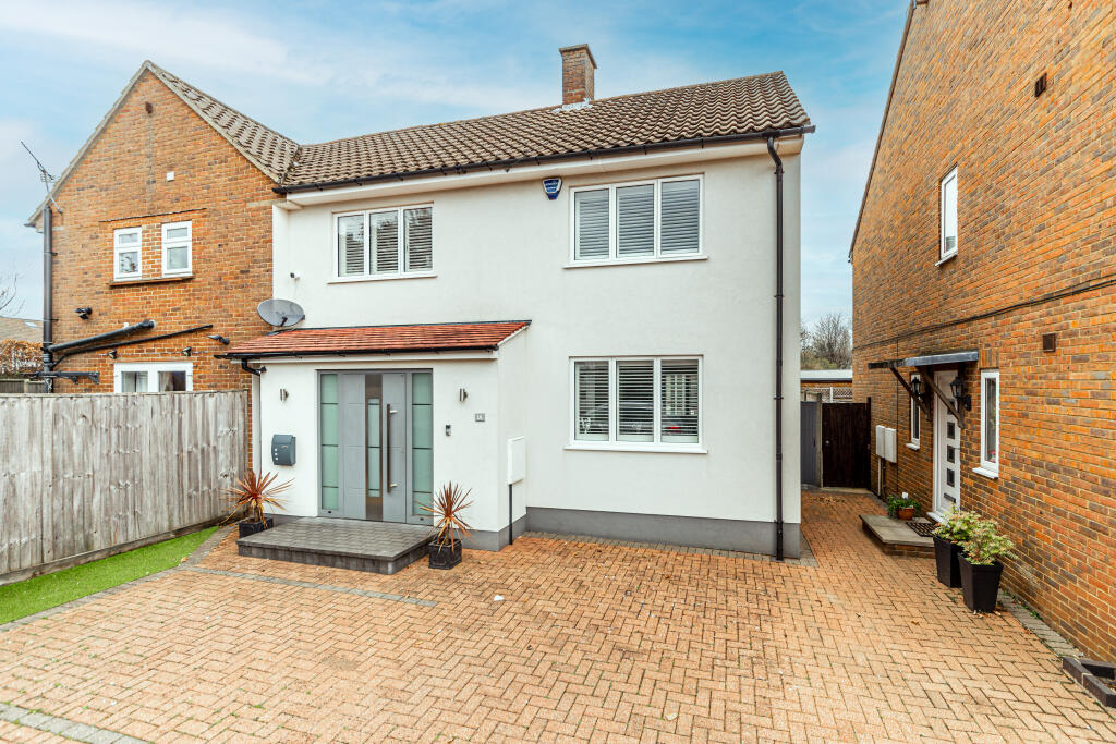 Tippendell Lane, St. Albans, Hertfordshire, AL2