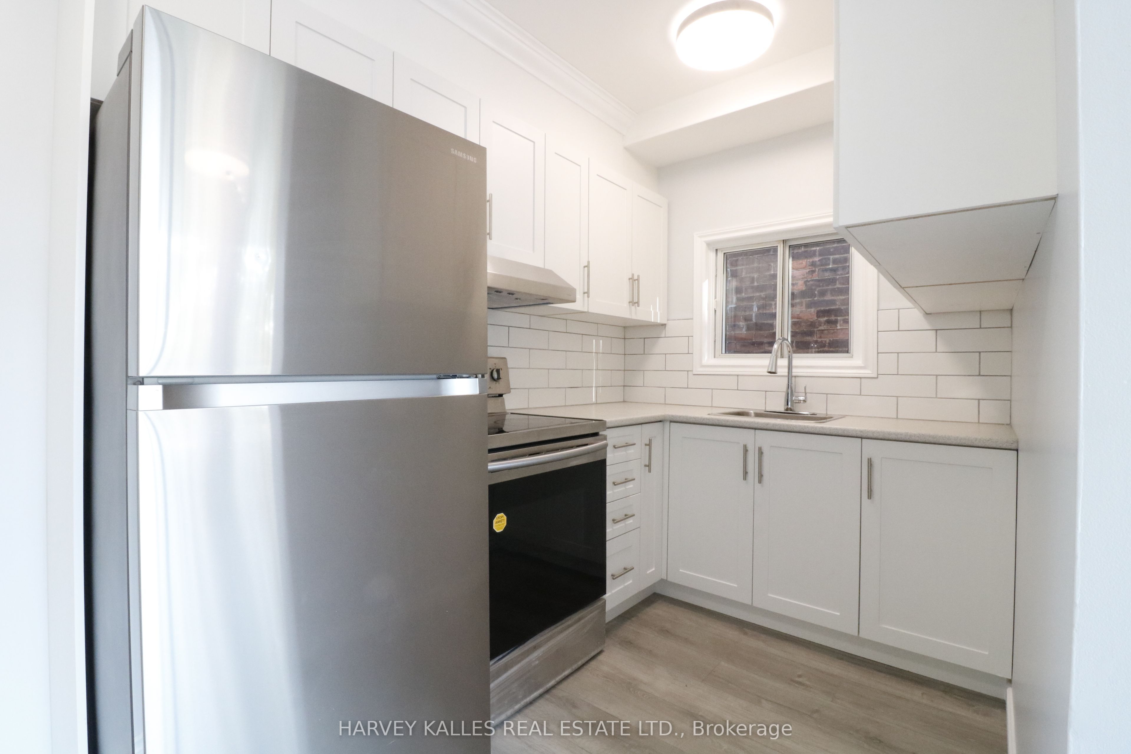 Additional image 3 of A-199 Augusta Avenue, Toronto, ON, M5T 2L4