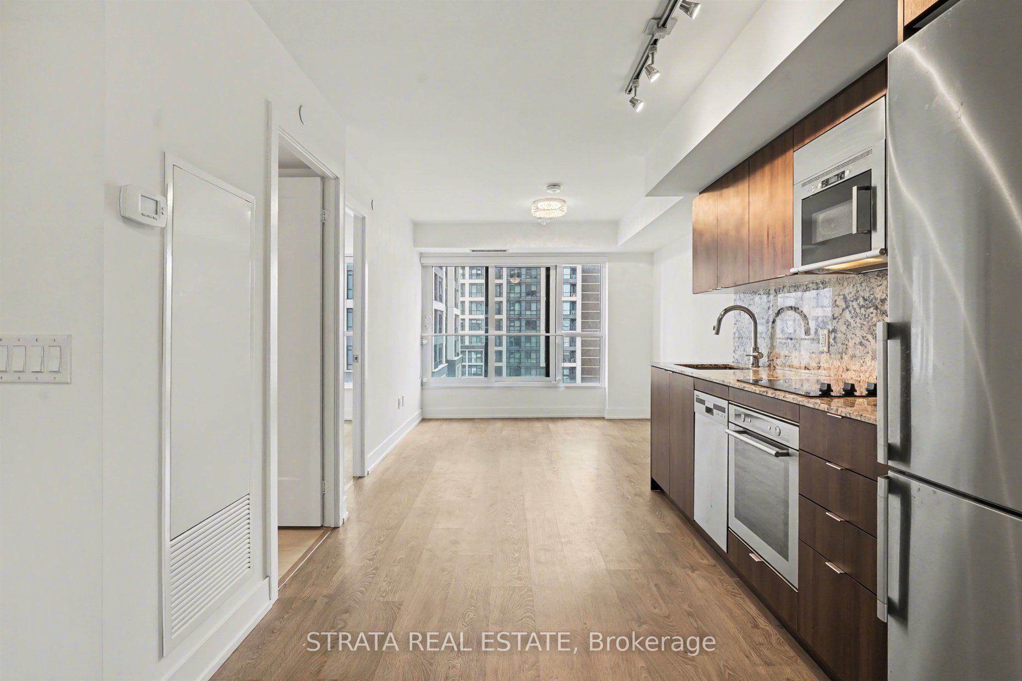Additional image 3 of 732-5 Mabelle Avenue, Toronto, ON, M9A 0C8
