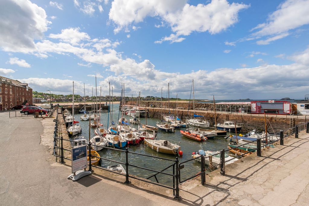Additional image 15 of 3 bed flat for sale40 Ibris Place, North Berwick EH39
