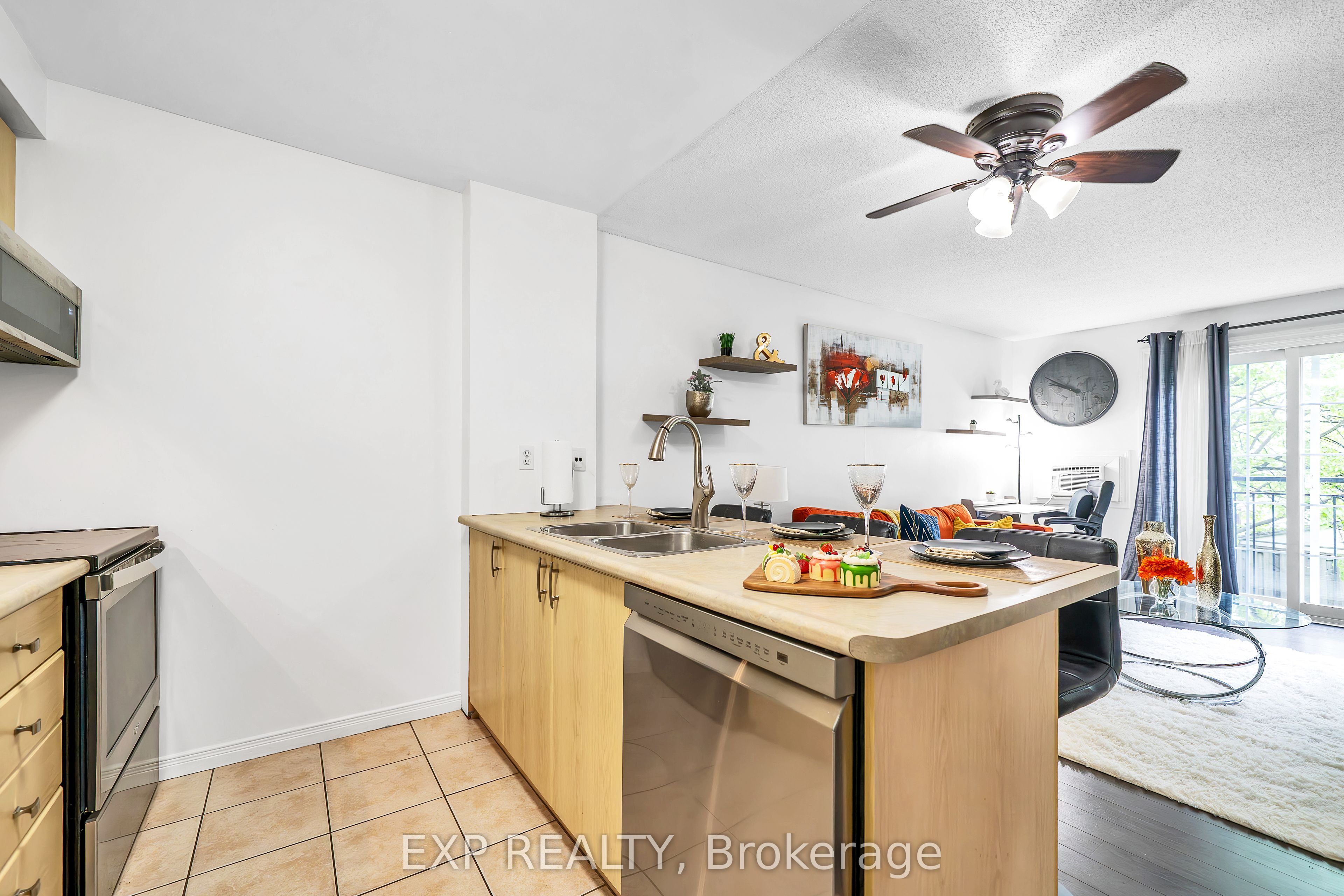 Additional image 6 of 208-83 Aspen Springs Drive, Clarington, ON, L1C 5J7